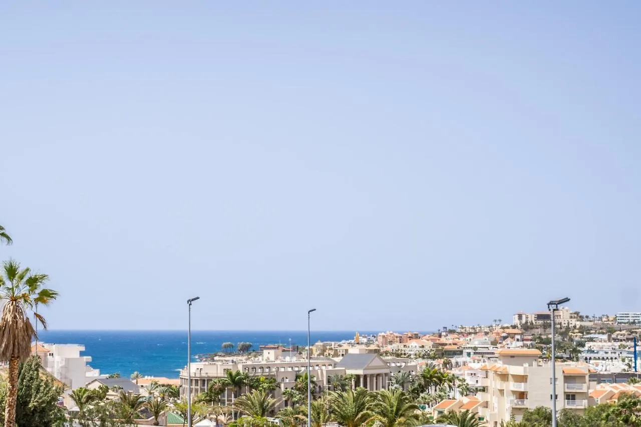 Apartment Orlando Tenerife Sur Daisy And Mikey Costa Adeje  Španělsko