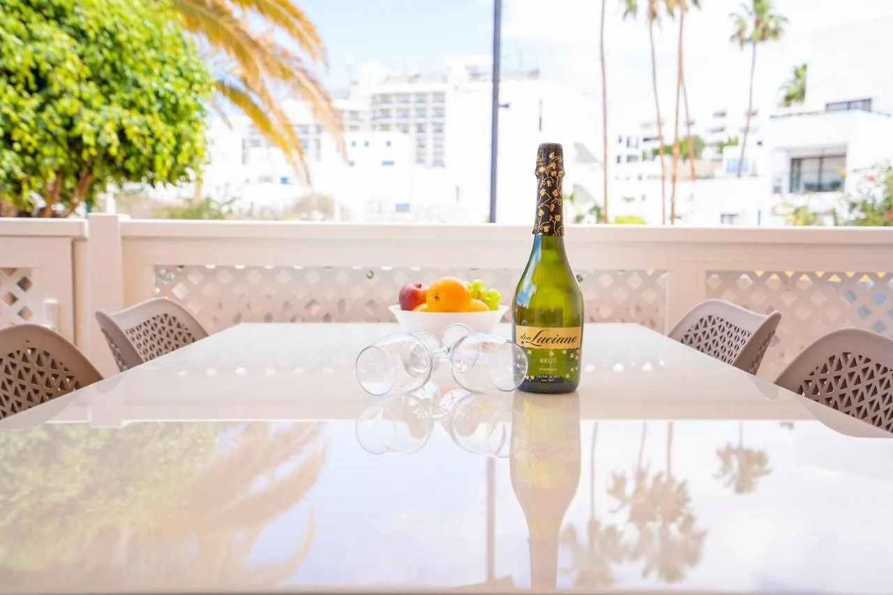 Apartment Orlando Tenerife Sur Daisy And Mikey Costa Adeje